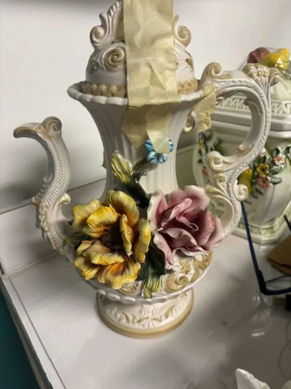Beautiful! Vintage Capodimonte Teapot/Coffeepot, Italy 1950s